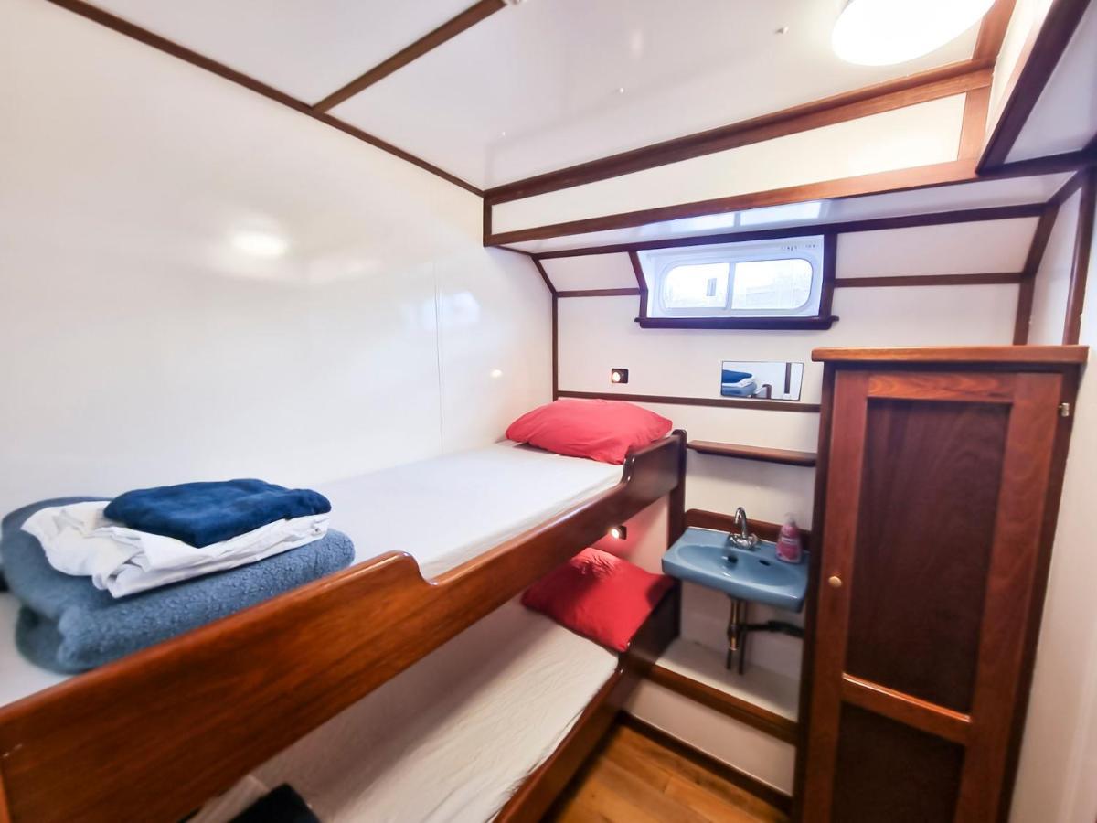 Amsterdam Hotelboat ภายนอก รูปภาพ